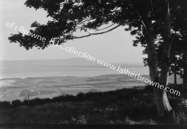 MOUTH OF LOUGH FOYLE GREENCASTLE - MAGILLIGAN STRAND - MOUNTAIN